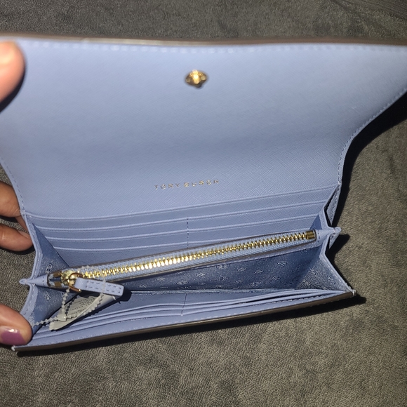 Tory Burch Wallet - Picture 16 of 17